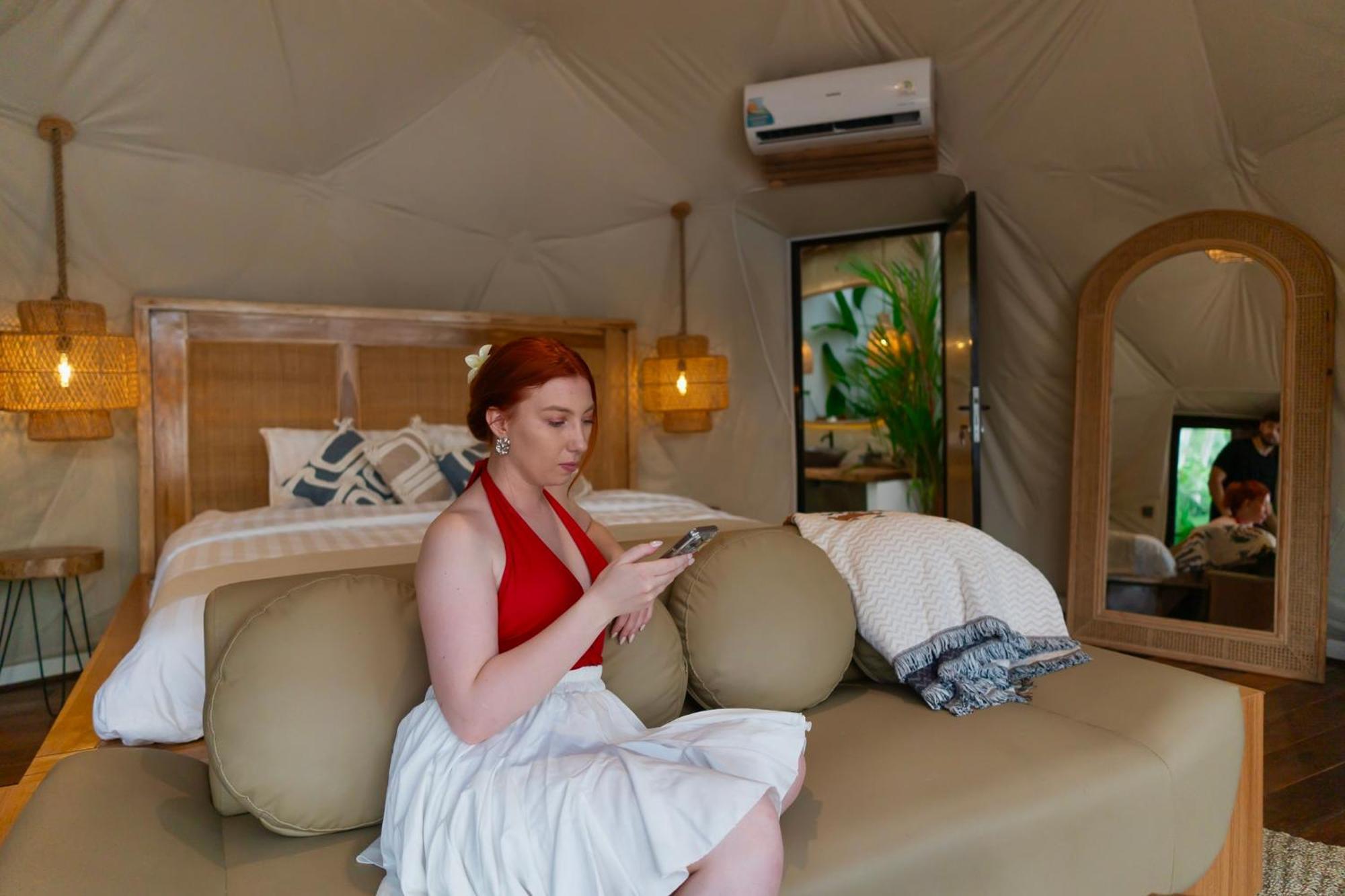 Beachfront Luxury Dome Villas - Gamat Bay Resort นูซาเปอนีดา ภายนอก รูปภาพ